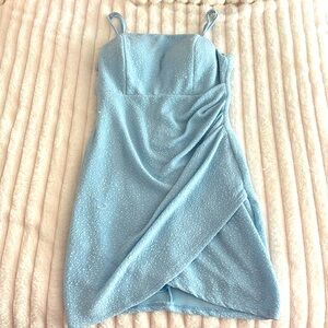 Elegant Light Blue Sleeveless Dress